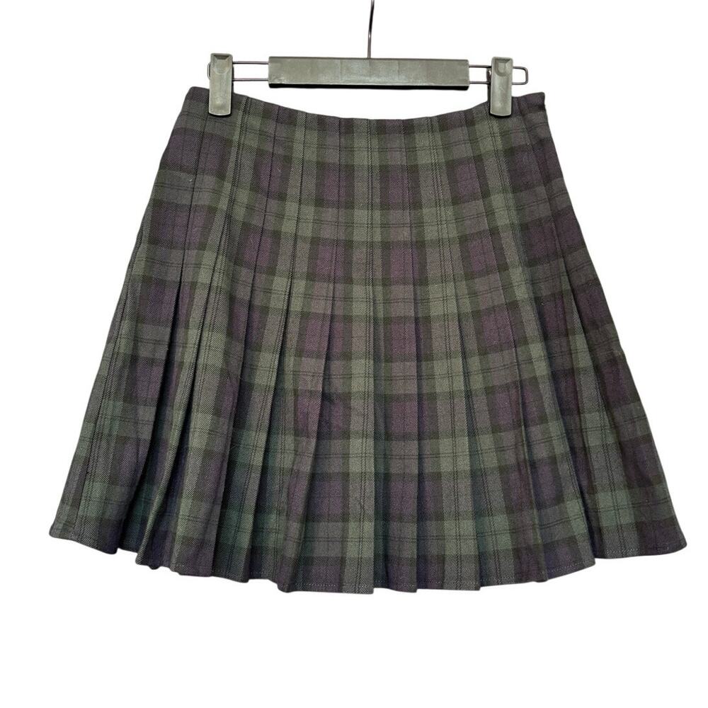 Brandy Melville Women's Navy and Green Skirt Preppy Goth Nerd Coquette